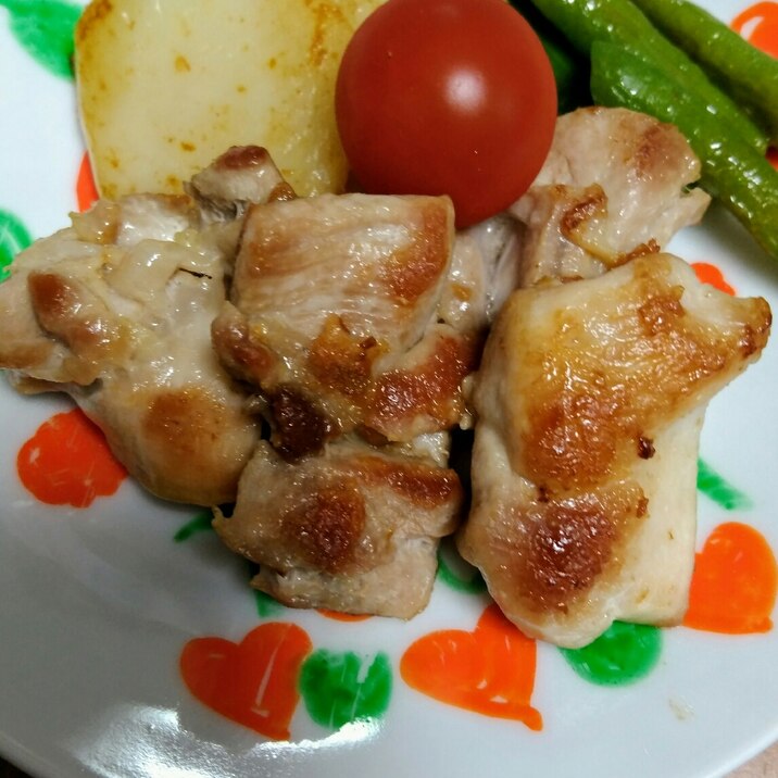 ぱぱっと鶏肉のガーリック炒め